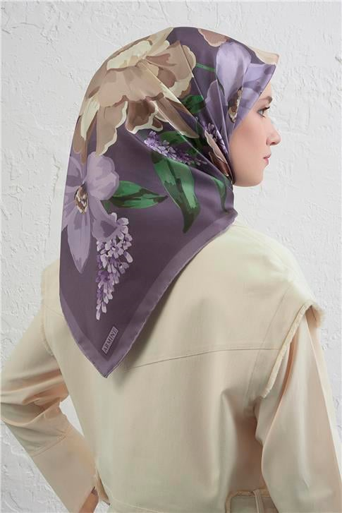 Armine Çiçek Desenli Saf İpek Twill Eşarp 9414D 84