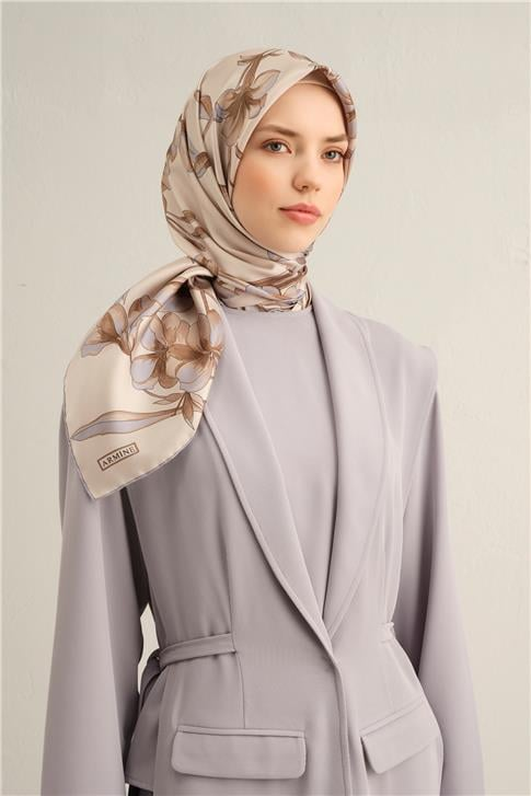 Armine Çiçek Desenli Saf İpek Twill Eşarp 9324D 82