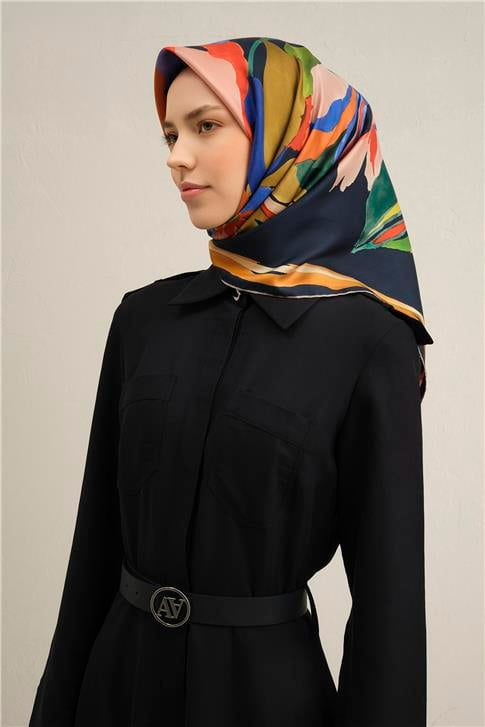 Armine Çiçek Desenli Saf İpek Twill Eşarp 9340D 55