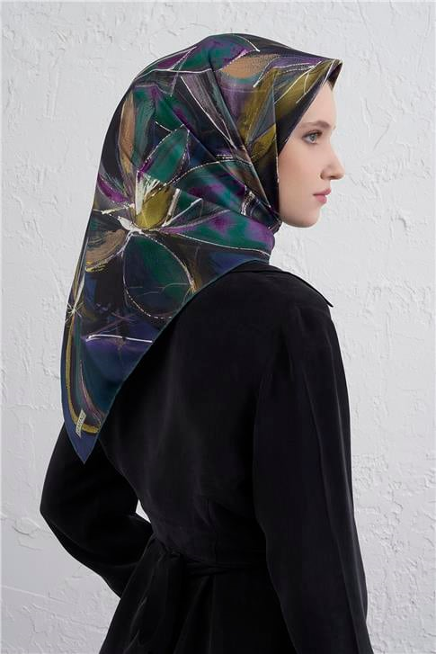 Armine Çiçek Desenli Saf İpek Twill Eşarp 9406D 84