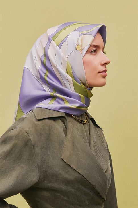 Armine Çiçek Desenli Saf İpek Twill Eşarp 9302D 06