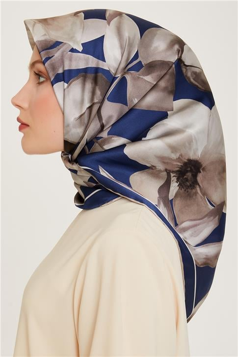Armine Çiçek Desenli Sura Saf İpek Eşarp 9205D 84 31