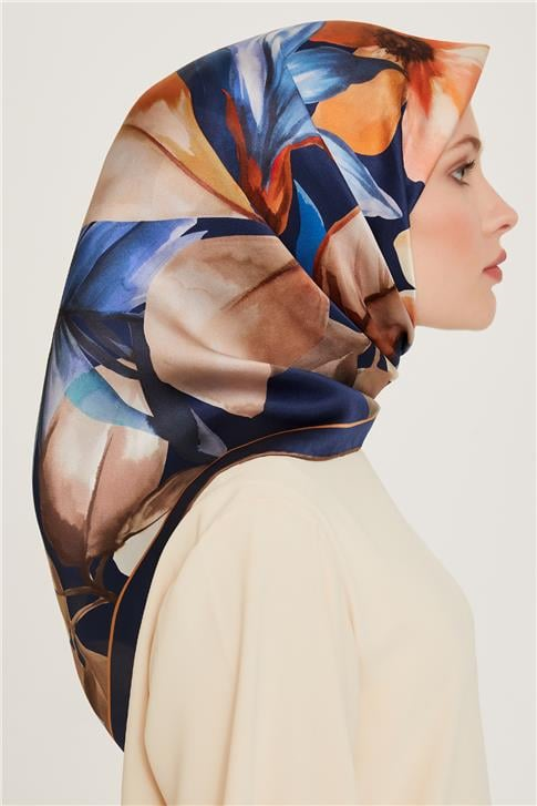 Armine Çiçek Desenli Sura Saf İpek Eşarp 9205D 84 84