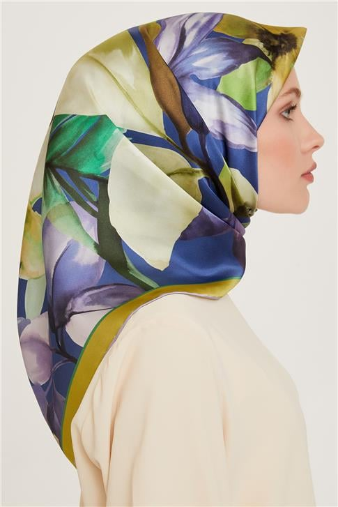 Armine Çiçek Desenli Sura Saf İpek Eşarp 9205D 84 83