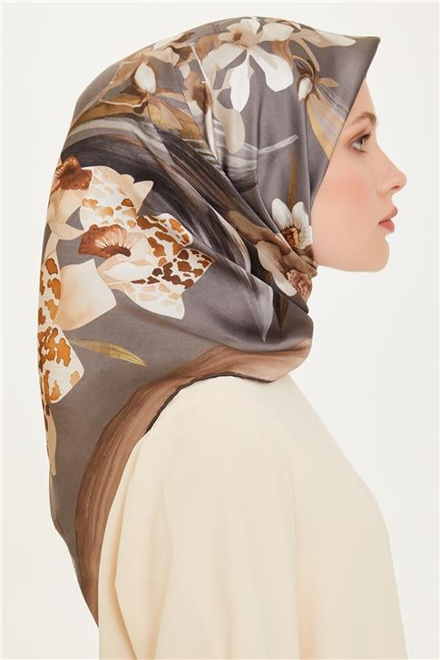 Armine Çiçek Desenli Sura Saf İpek Eşarp 9215D 81 04