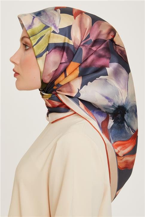 Armine Çiçek Desenli Sura Saf İpek Eşarp 9205D 84 05