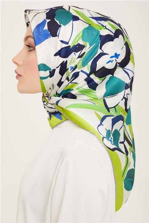 Armine Çiçek Desenli Twill İpek Eşarp 24Ya9153 52 81