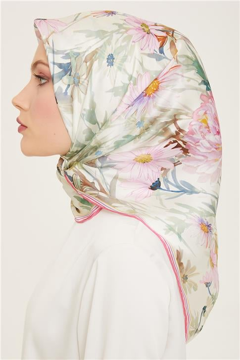Armine Çiçek Desenli Twill İpek Eşarp 24Ya9129 38