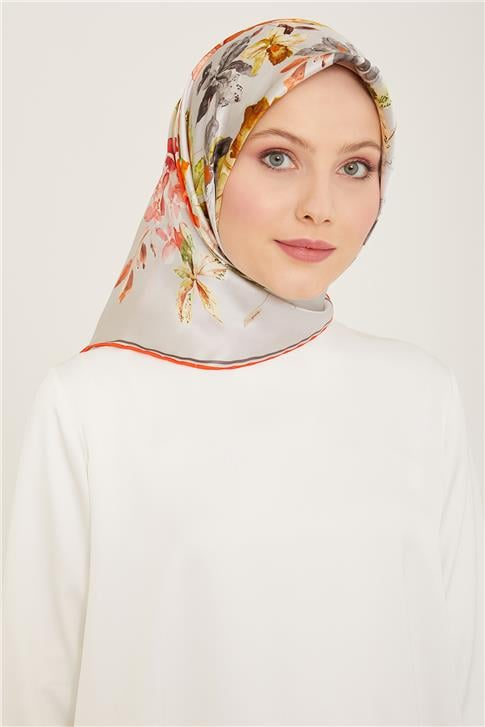 Armine Çiçek Desenli Twill İpek Eşarp 24Ya9127 51 35