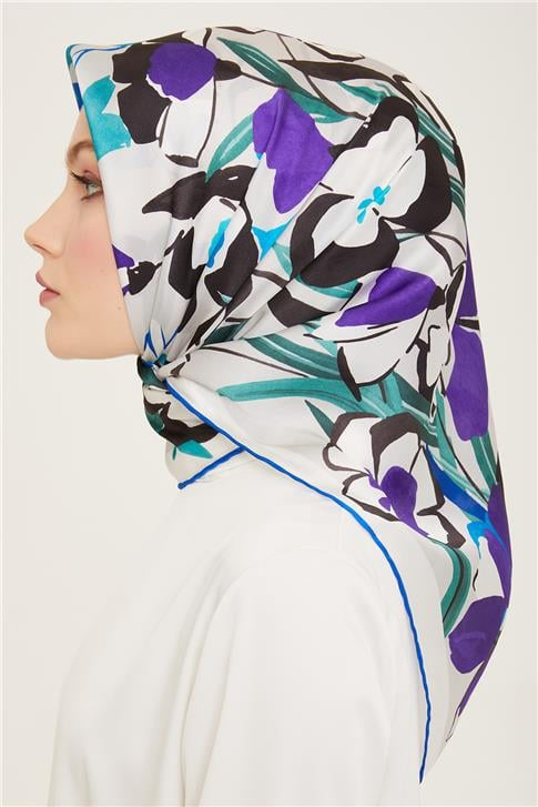 Armine Çiçek Desenli Twill İpek Eşarp 24Ya9153 52 04