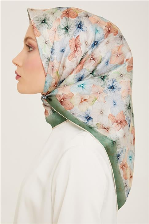 Armine Çiçek Desenli Twill İpek Eşarp 24Ya9108 83 84