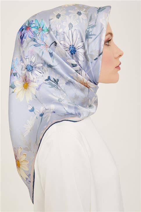 Armine Çiçek Desenli Twill İpek Eşarp 24Ya9129 02