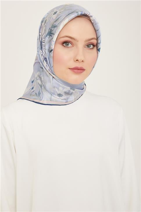 Armine Çiçek Desenli Twill İpek Eşarp 24Ya9129 02