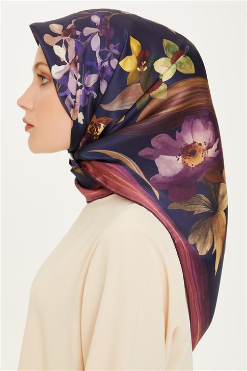 Armine Çiçek Desenli Twill Saf İpek Eşarp 9215D 34 02