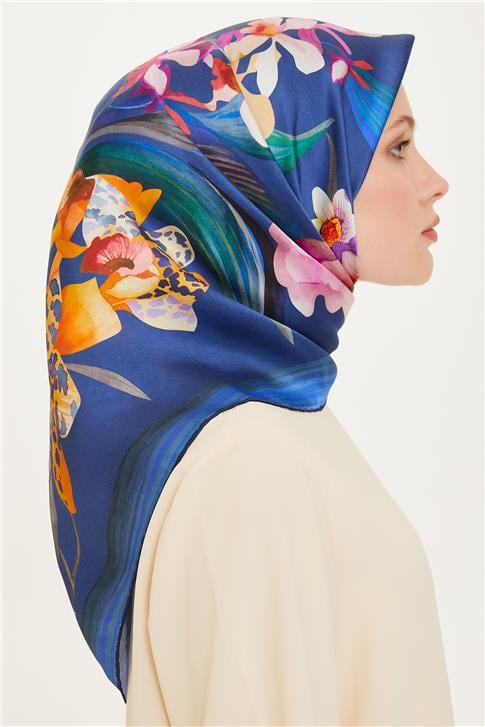Armine Çiçek Desenli Twill Saf İpek Eşarp 9215D 34 80