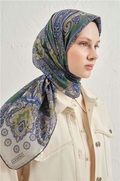 Armine Çiçek Eşarp 48 49