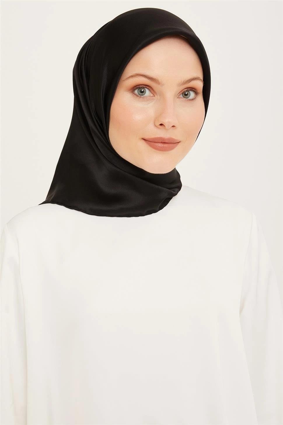 Armine Düz Siyah Nostalji Serisi Twill İpek  Eşarp 0010-01NT