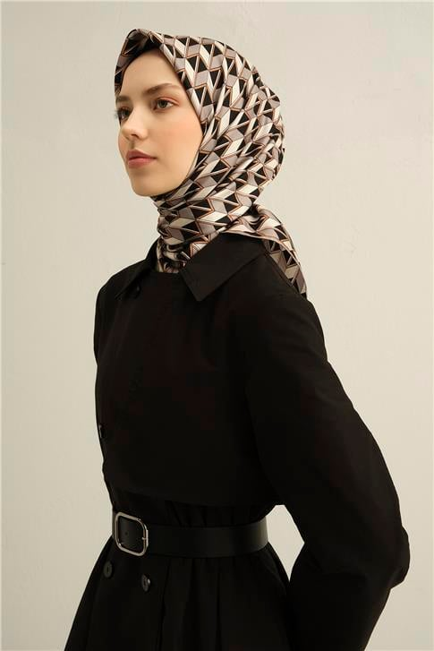 Armine Geometrik Desenli Saf İpek Sura Eşarp 9309D 04