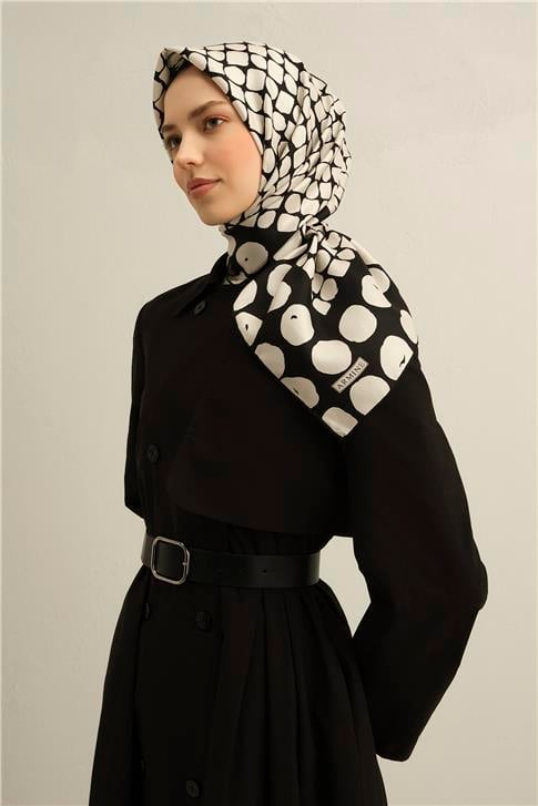 Armine Geometrik Desenli Saf İpek Twill Eşarp 9354D 82