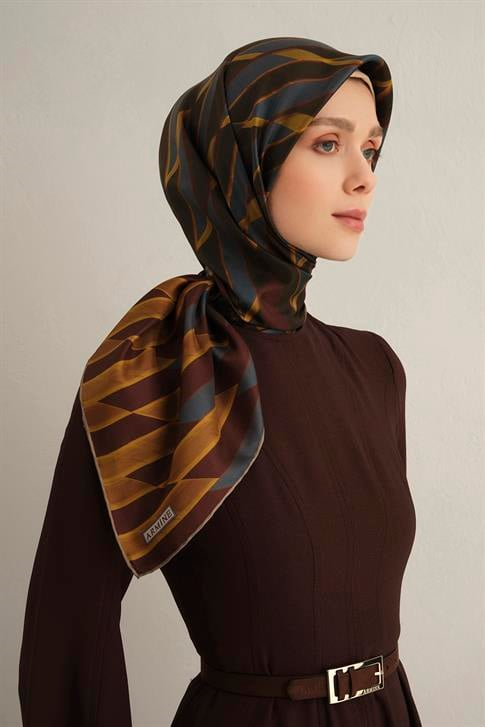 Armine Geometrik Desenli Saf İpek Twill Eşarp 9325D 21