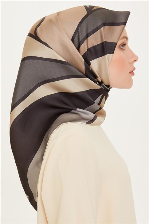 Armine Geometrik Desenli Sura Saf İpek Eşarp 9232D 84