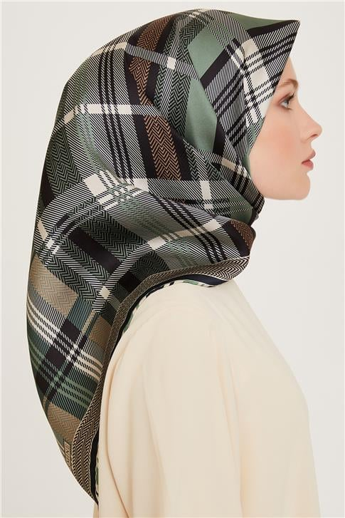 Armine Geometrik Desenli Sura Saf İpek Eşarp 9223D 33 36
