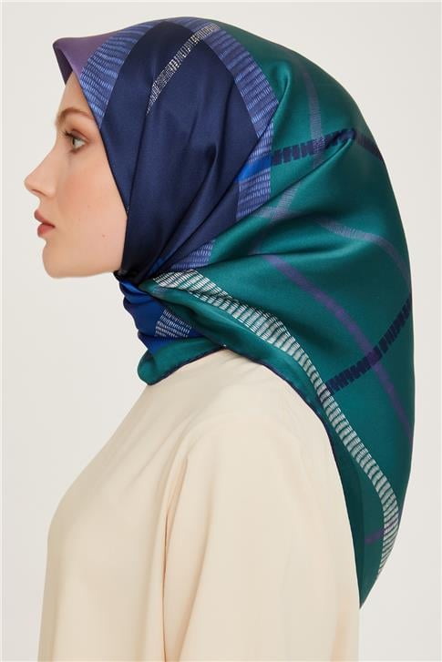 Armine Geometrik Desenli Sura Saf İpek Eşarp 9206D 82