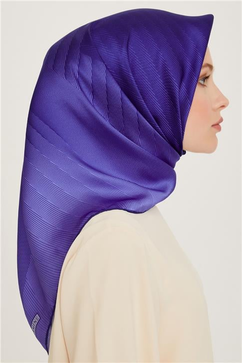 Armine Geometrik Desenli Sura Saf İpek Eşarp 9237D 06