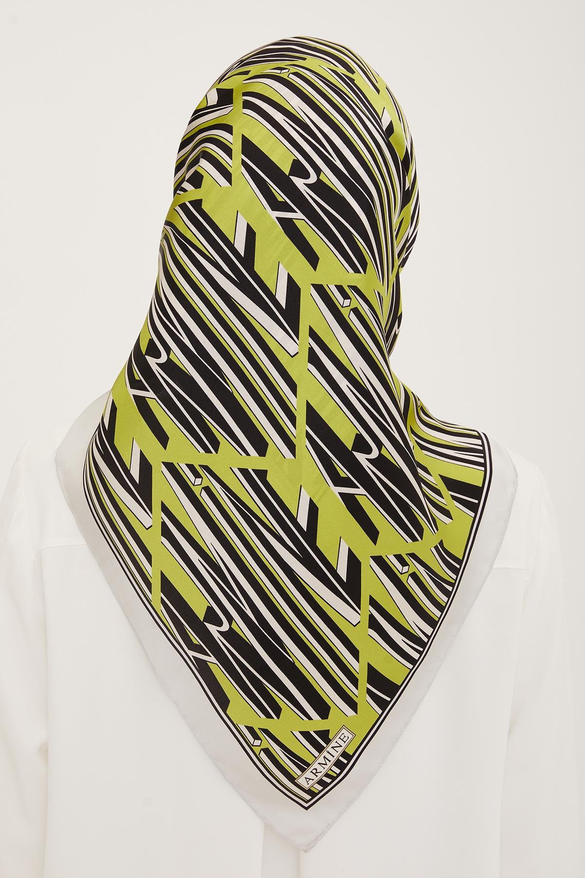 Armine İpek Eşarp 2023/24 İlkbahar Yaz Sezonu 8911D02 58 - Twill (Tivil) İpek