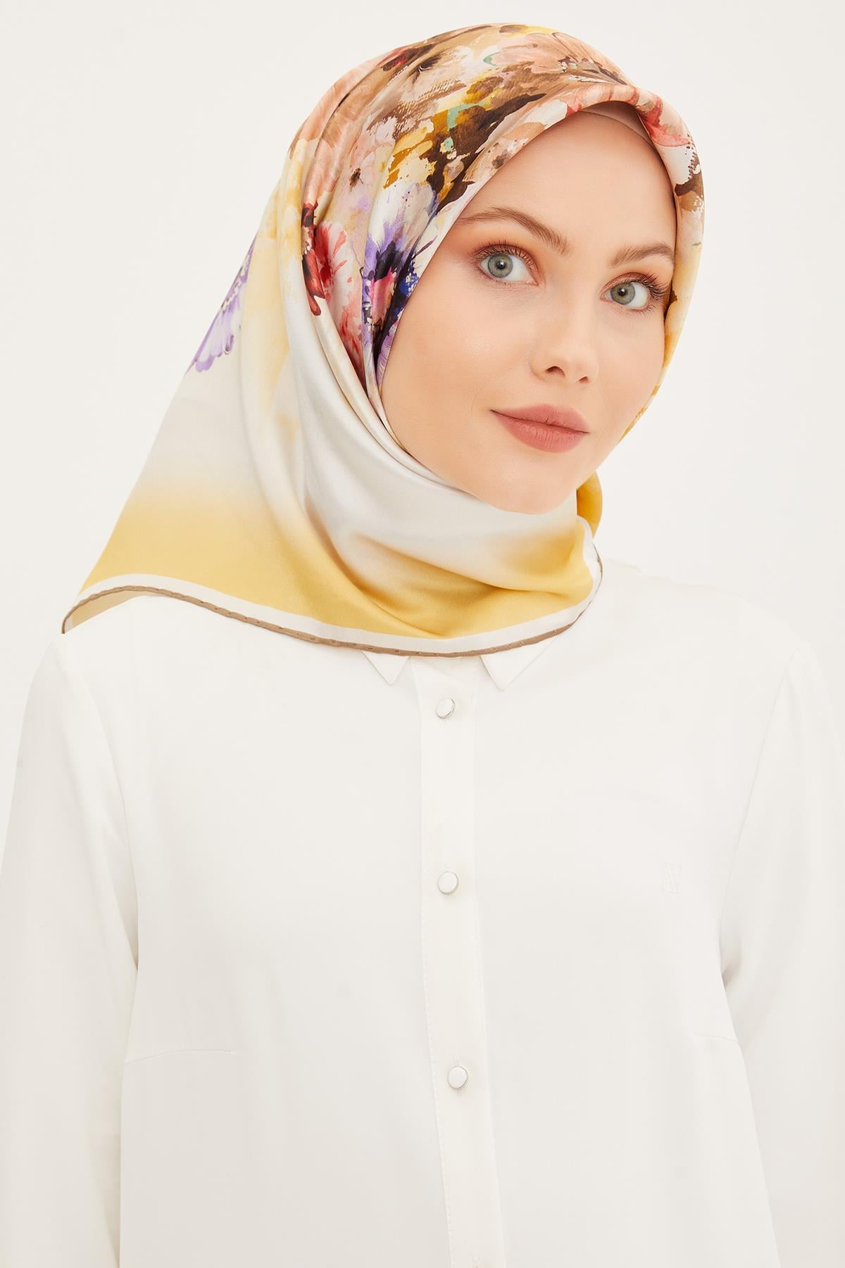 Armine İpek Eşarp 2023/24 İlkbahar Yaz Sezonu 8949D02 06 - Twill (Tivil) İpek