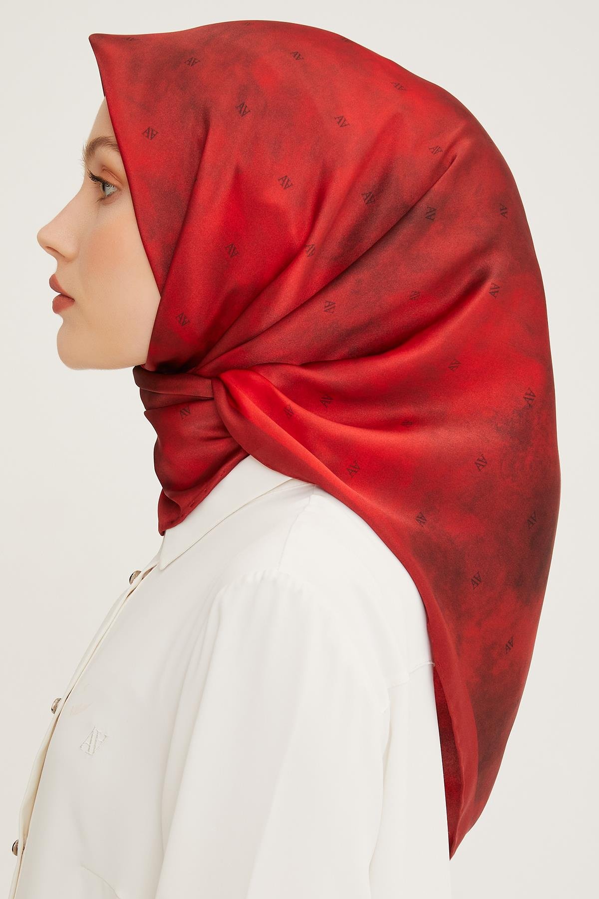 Armine İpek Eşarp 2023/24 İlkbahar Yaz Sezonu 8933D02 08 - Twill (Tivil) İpek