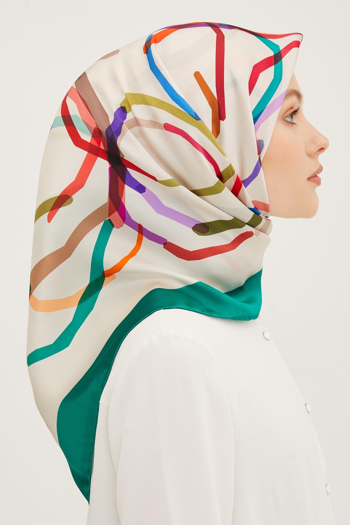 Armine İpek Eşarp 2023/24 İlkbahar Yaz Sezonu 8902D02 07 - Twill (Tivil) İpek