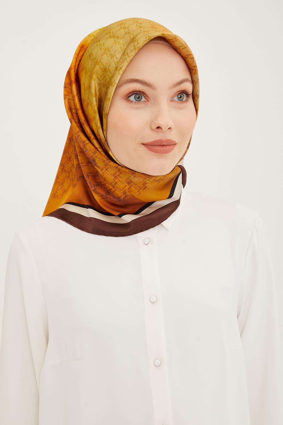 Armine İpek Eşarp 2023/24 İlkbahar Yaz Sezonu 8906D01 39 -Sura İpek