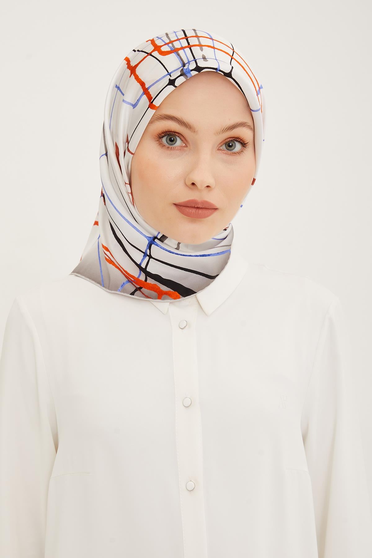 Armine İpek Eşarp 2023/24 İlkbahar Yaz Sezonu 8948D01 32 -Sura İpek