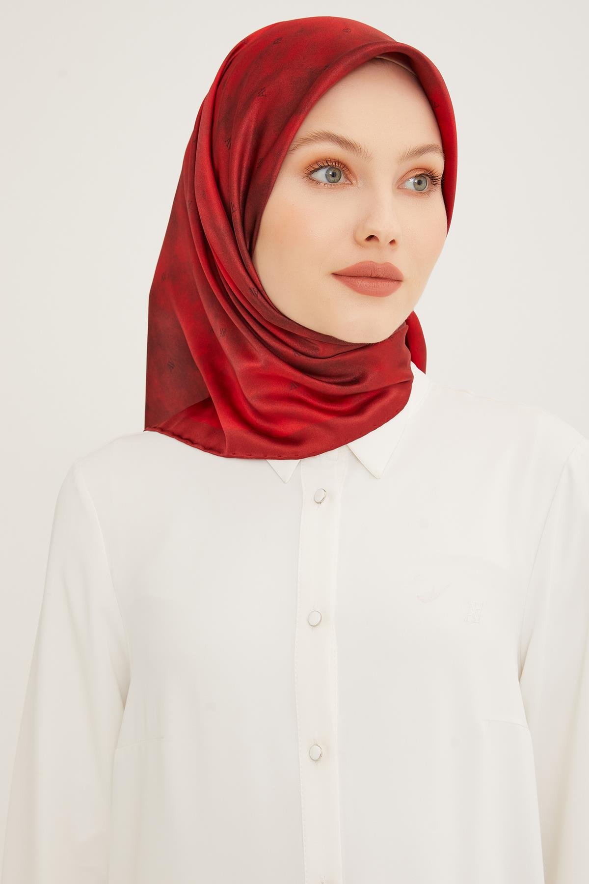 Armine İpek Eşarp 2023/24 İlkbahar Yaz Sezonu 8933D02 08 - Twill (Tivil) İpek