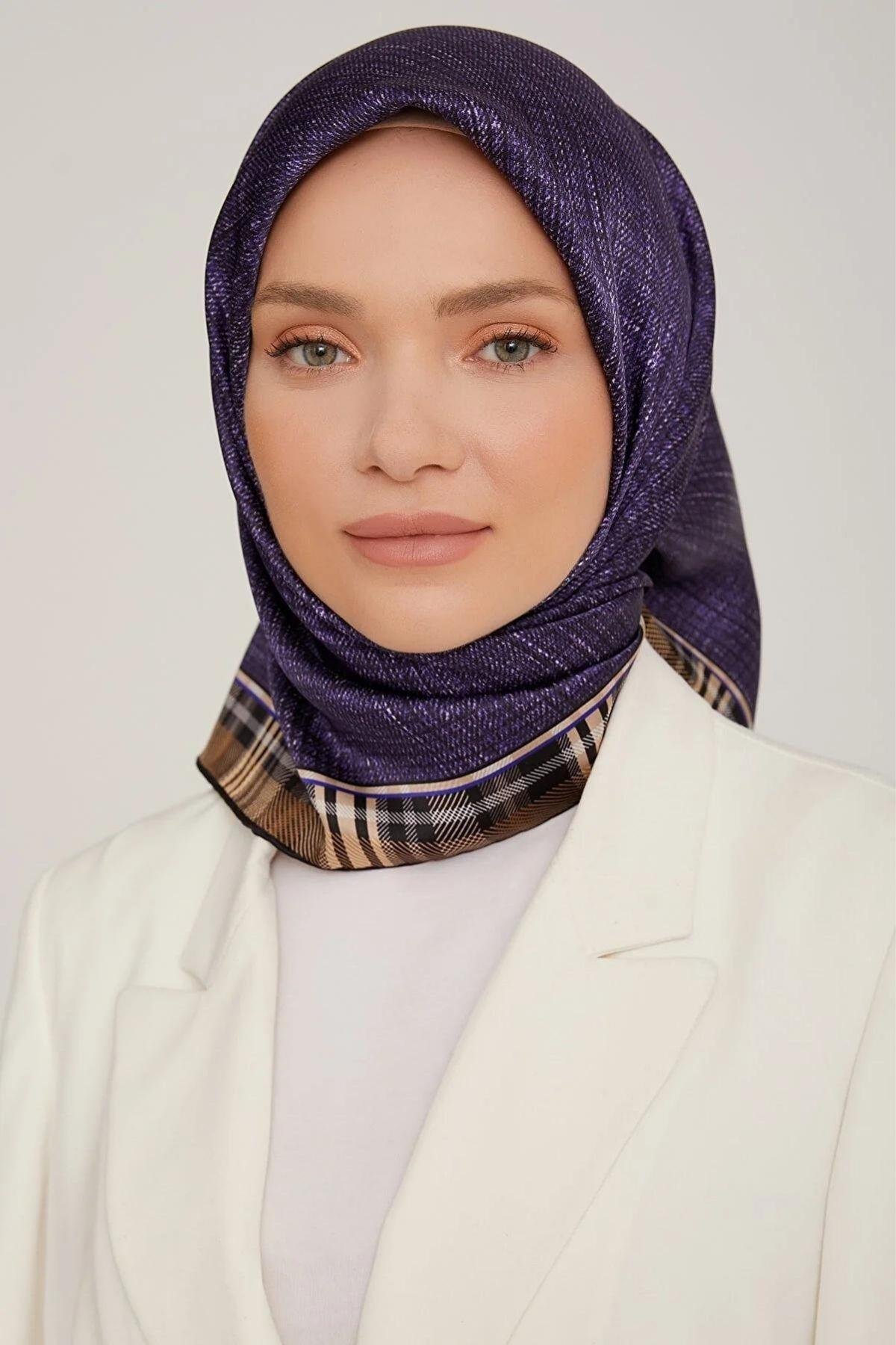 Armine Ipek Eşarp1