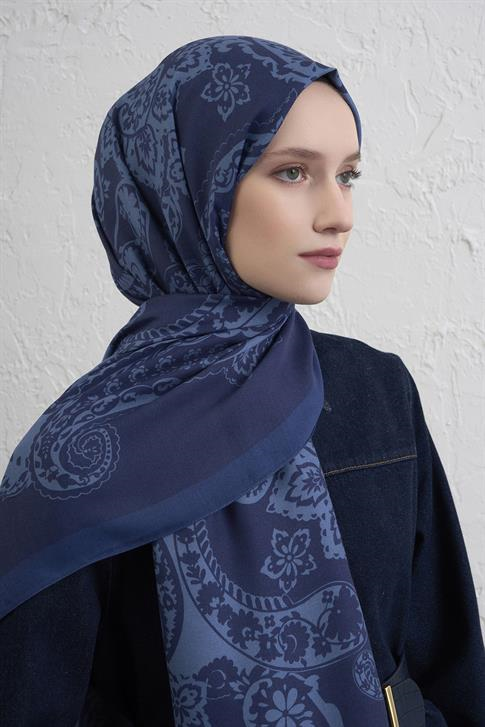 Armine İpek Tensel Etro Şal 25