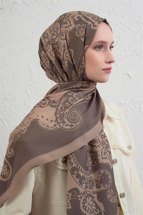Armine İpek Tensel Etro Şal 26