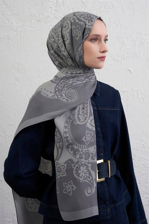 Armine İpek Tensel Etro Şal 32
