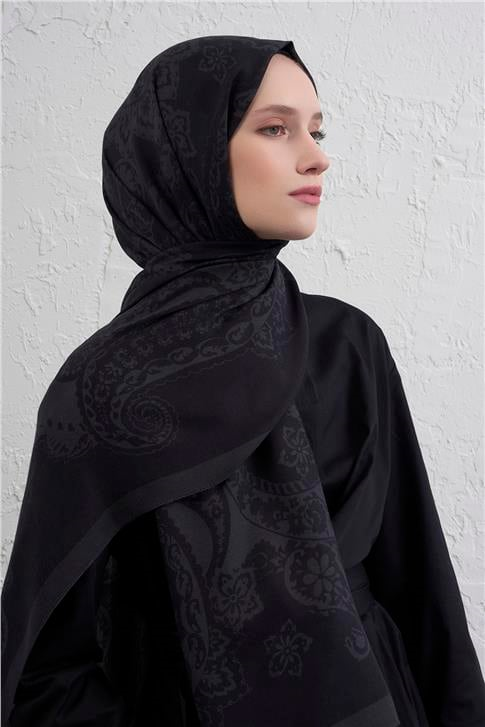 Armine İpek Tensel Etro Şal 44