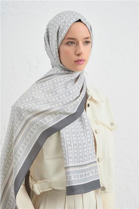 Armine İpek Tensel Monogram Şal 01