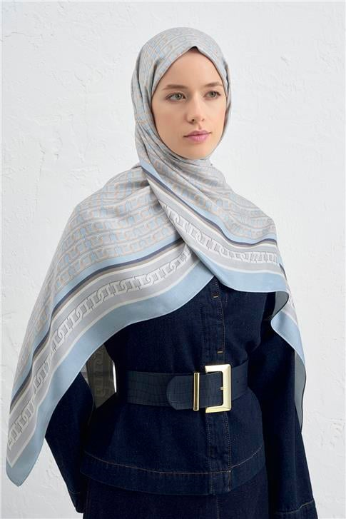 Armine İpek Tensel Monogram Şal 06