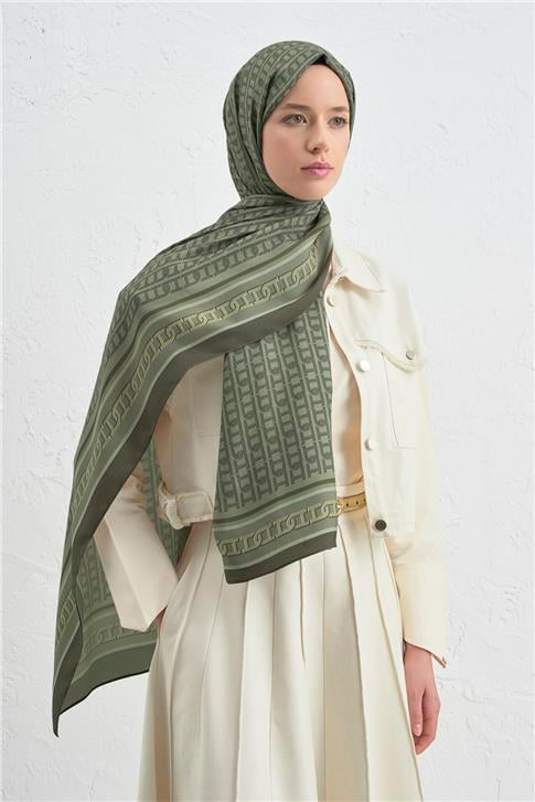 Armine İpek Tensel Monogram Şal 08