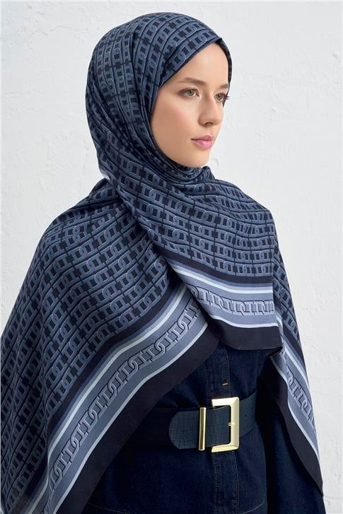 Armine İpek Tensel Monogram Şal 21