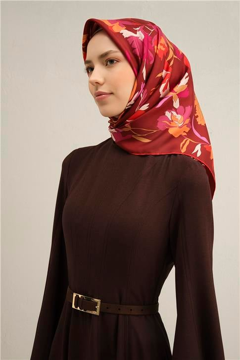 Armine Klasik Desenli İpek Sura Eşarp 9342 53