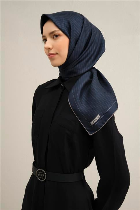 Armine Klasik Desenli Saf İpek Sura Eşarp 9348D 80