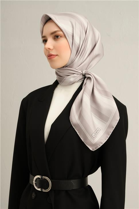 Armine Klasik Desenli Saf İpek Sura Eşarp 9327D 82
