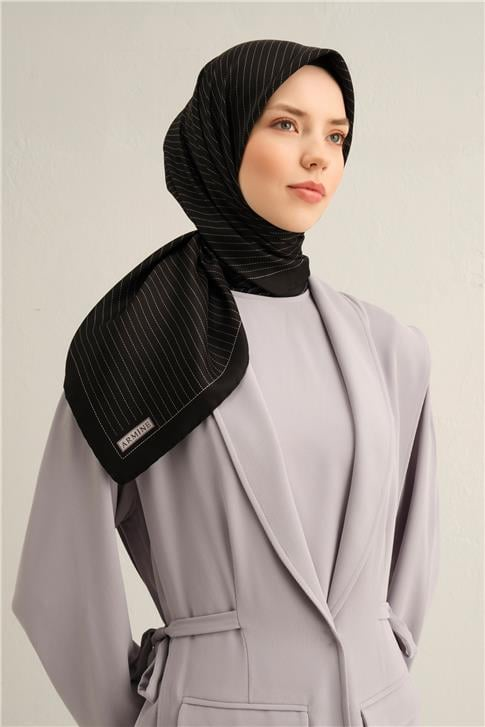 Armine Klasik Desenli Saf İpek Sura Eşarp 9348D 34