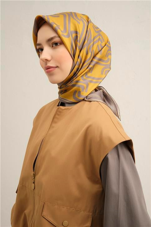 Armine Klasik Desenli Saf İpek Sura Eşarp 9343D 05