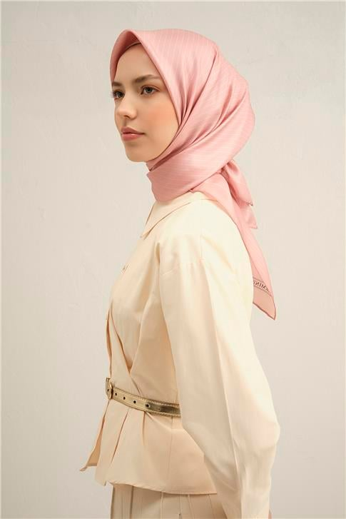 Armine Klasik Desenli Saf İpek Twill Eşarp 9348D 01